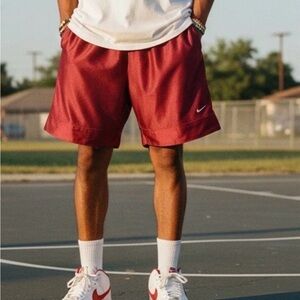 Vintage Y2K Nike Red Swoosh Basketball Shorts Baggy Gym Sportswear Mens Large